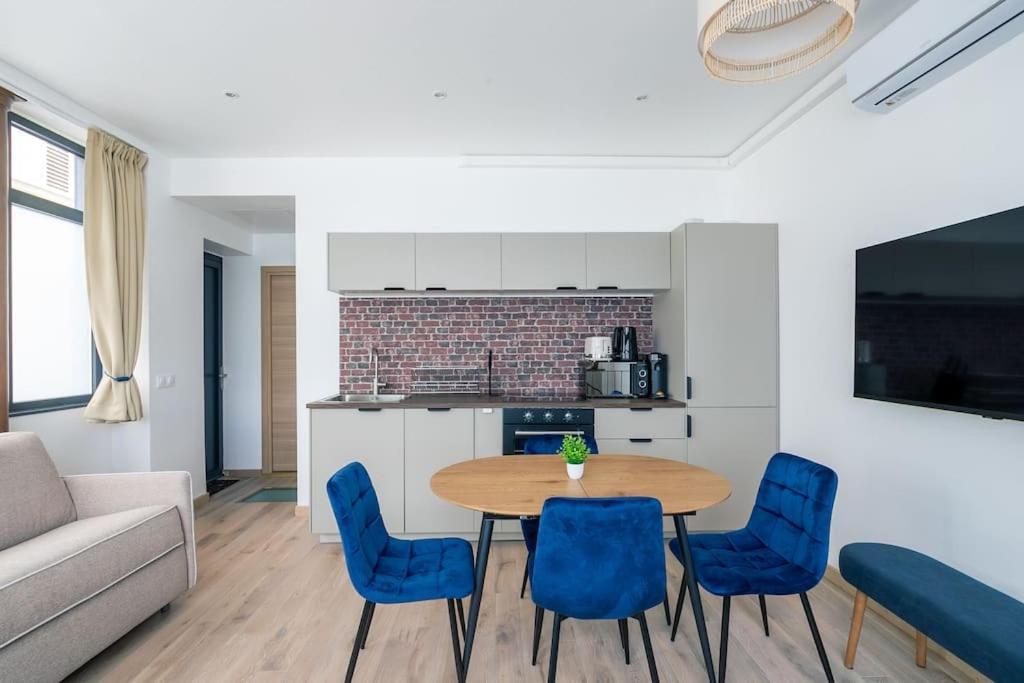 New 2 Br- 2 Bedroom In Paris 15 Eiffel Clim Екстер'єр фото