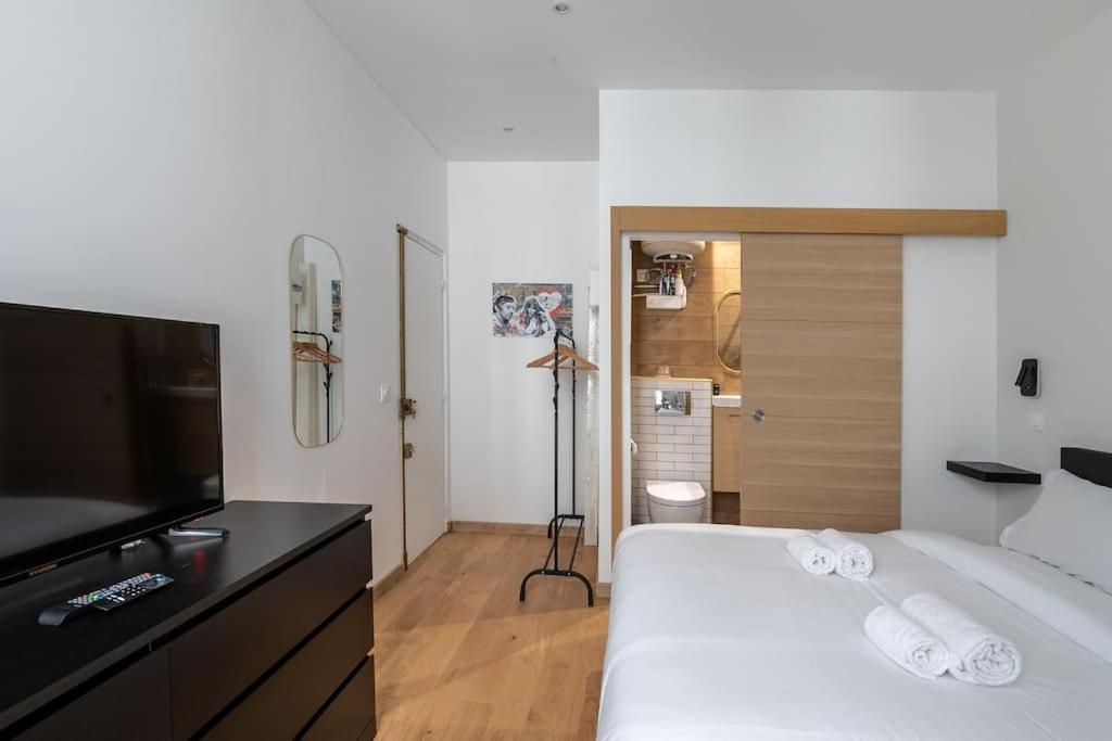 New 2 Br- 2 Bedroom In Paris 15 Eiffel Clim Екстер'єр фото